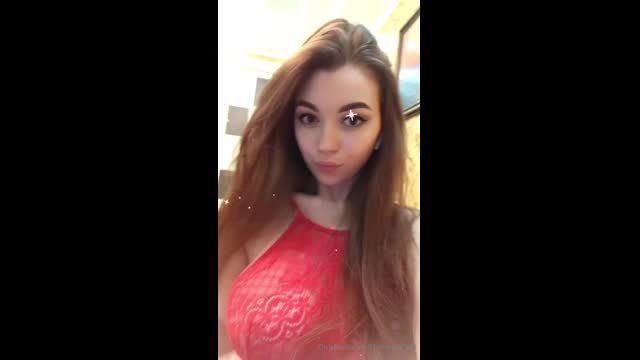 
							onlyfans-charming_girl 完美胸型
						