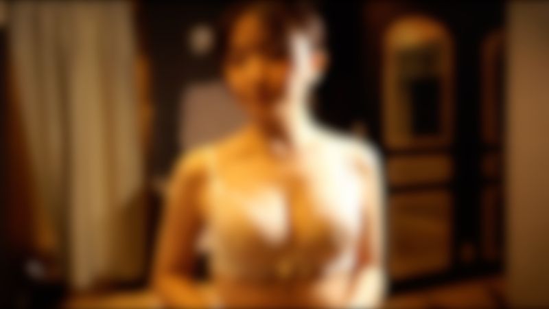 
							【無】【露臉】 2023年絕對最可愛！！這笑臉完全無敵。臉蛋、胸部、臀部、小穴、完美。外加軟體。至高的逸材！！ FC2-PPV-4162760
						