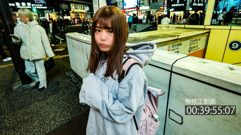 
							【小鬼・豐腴可愛】小淘氣的妹子，有理由所以允許。無套中出。 FC2-PPV-4349915
						